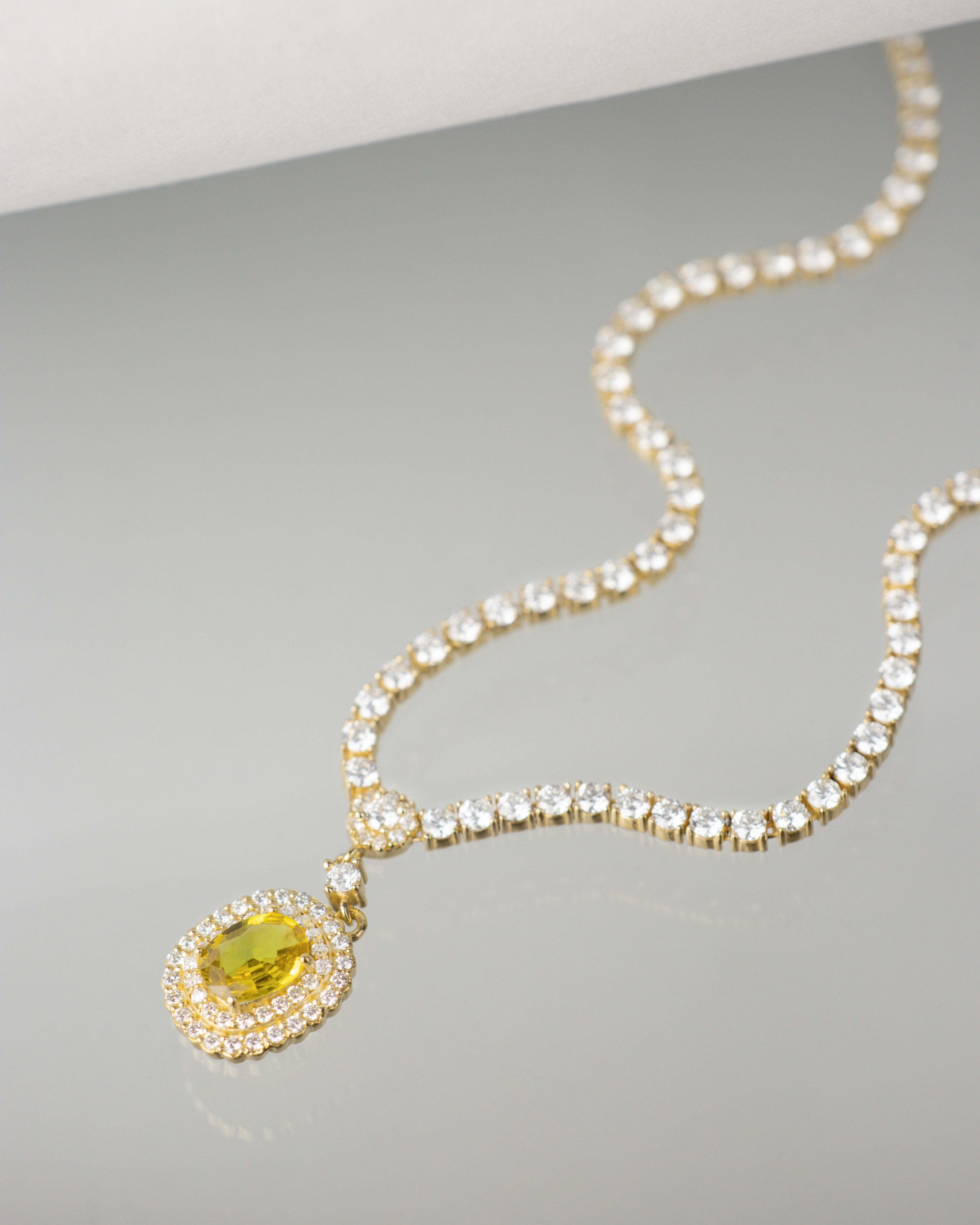 Cadena de zafiro amarillo / Tamaño 50 CM / 1 Zafiro Amarillo / 179 Diamantes / Oro 18 K