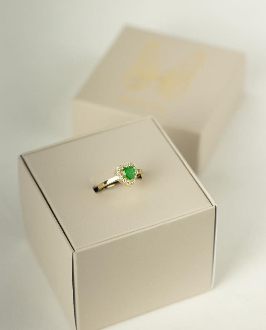 Anillo corazón de esmeralda & diamantes / TALLA 6 / 1 Esmeralda / 14 Diamantes / Oro 18 K