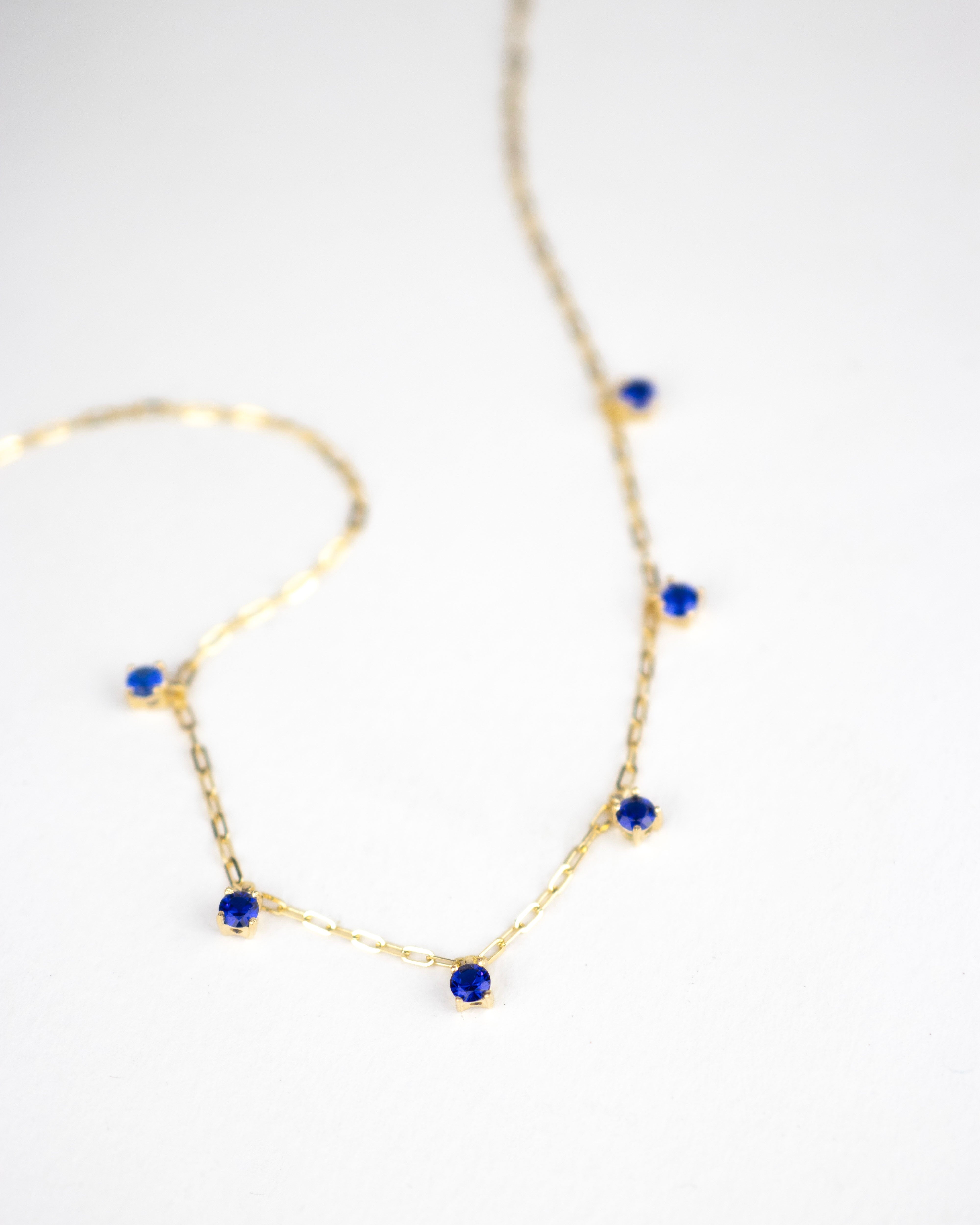 Cadena de espineles / Medida 40 CM / 6 Espineles / Oro 18 K