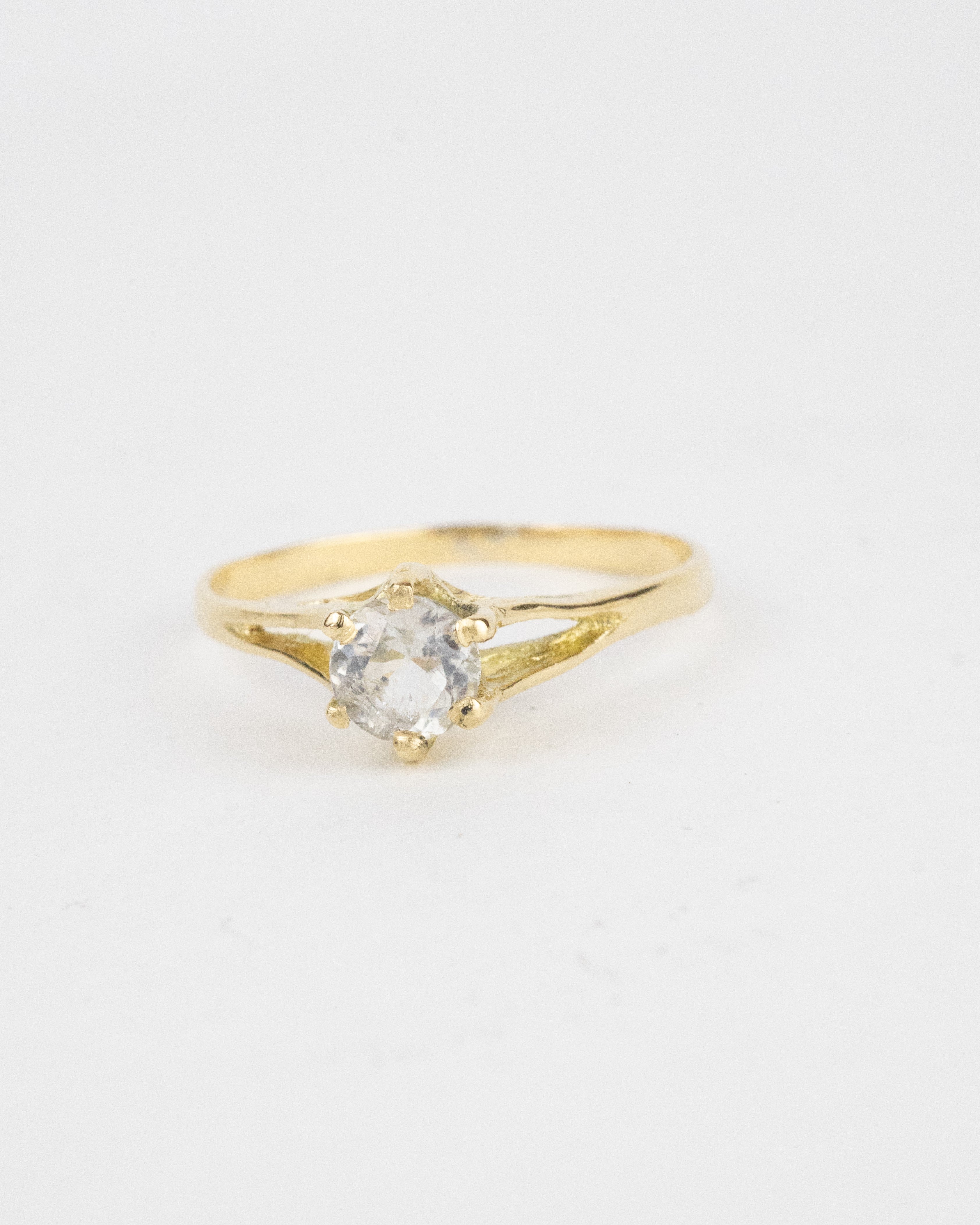 Anillo solitario de topacio  / TALLA 5 - 6 / 1 Topacio / Oro 18 K